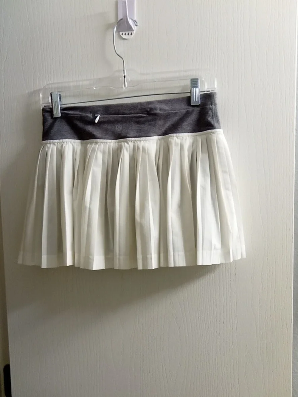 lululemon athletica White Pleated Skirt with Gray Waistband